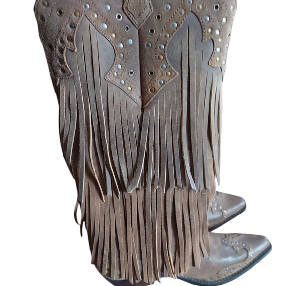 Laredo Fringed Leather Snip Toe Boot - Picture 5 of 11